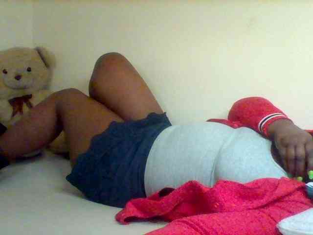 Sexxy-slim-honey webcam