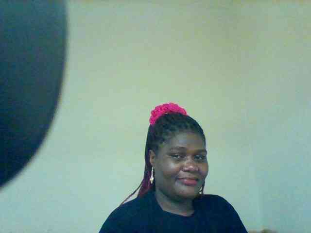 Sexxy-slim-honey webcam