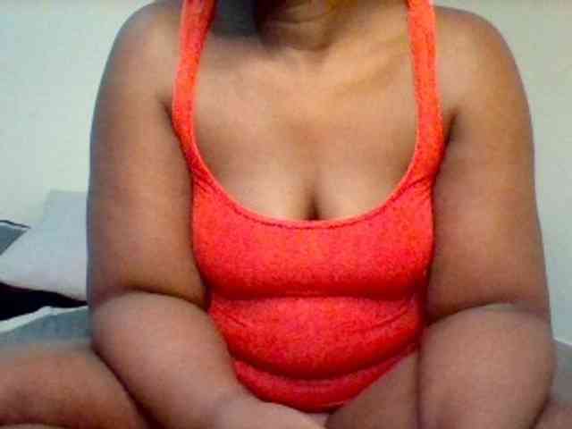 Sexxy-slim-honey webcam