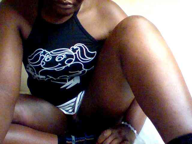 Sexxy-slim-honey webcam