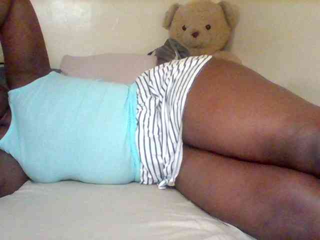 Sexxy-slim-honey webcam