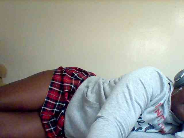 Sexxy-slim-honey webcam