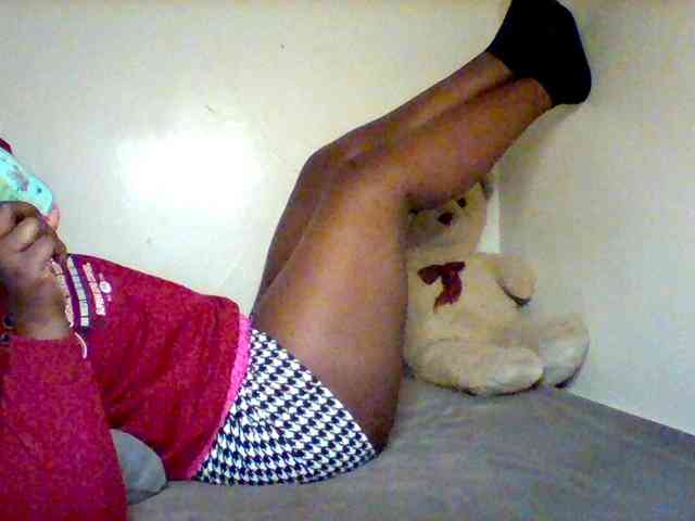 Sexxy-slim-honey webcam