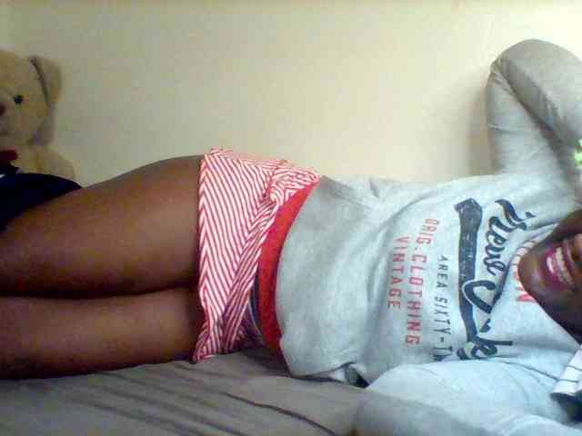 Sexxy-slim-honey webcam