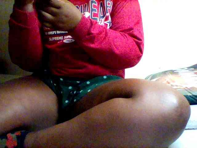 Sexxy-slim-honey webcam