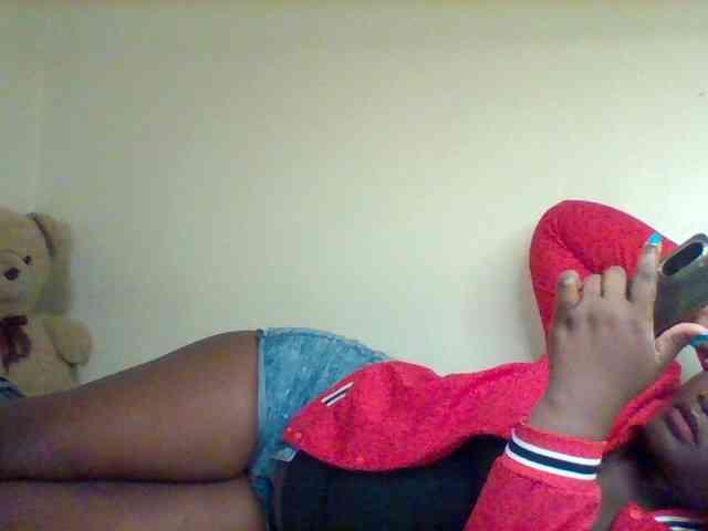 Sexxy-slim-honey webcam