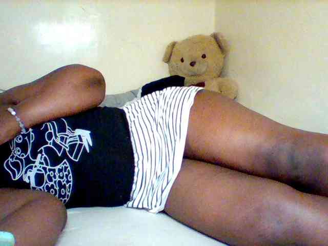 Sexxy-slim-honey webcam