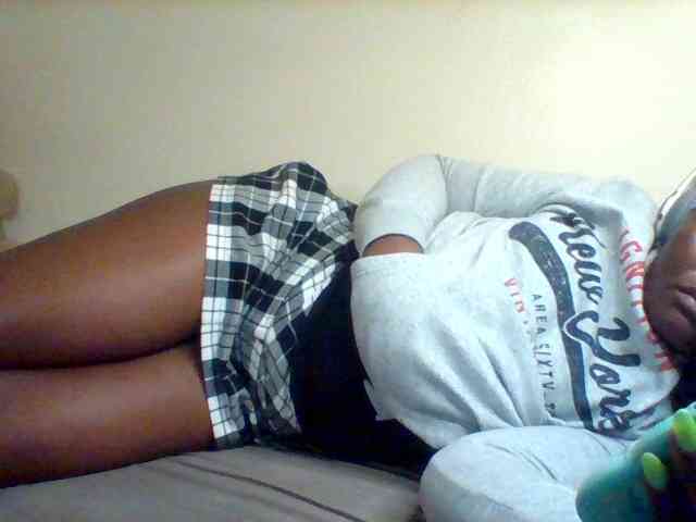 Sexxy-slim-honey webcam