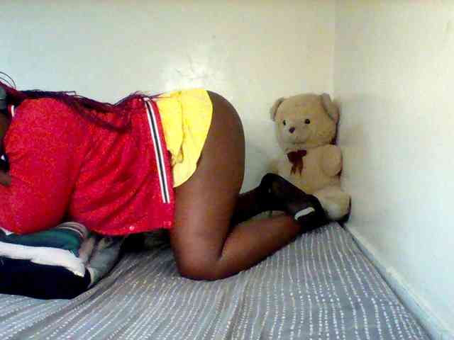 Sexxy-slim-honey webcam