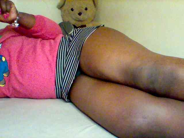 Sexxy-slim-honey webcam