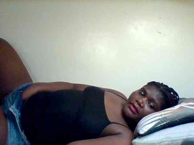 Sexxy-slim-honey webcam