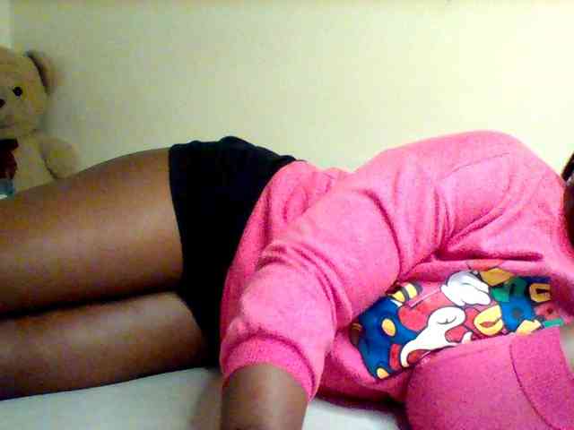 Sexxy-slim-honey webcam