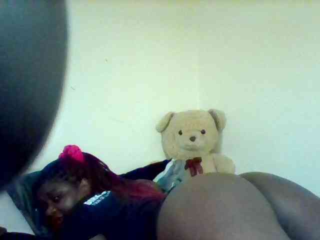 Sexxy-slim-honey webcam