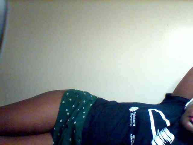 Sexxy-slim-honey webcam