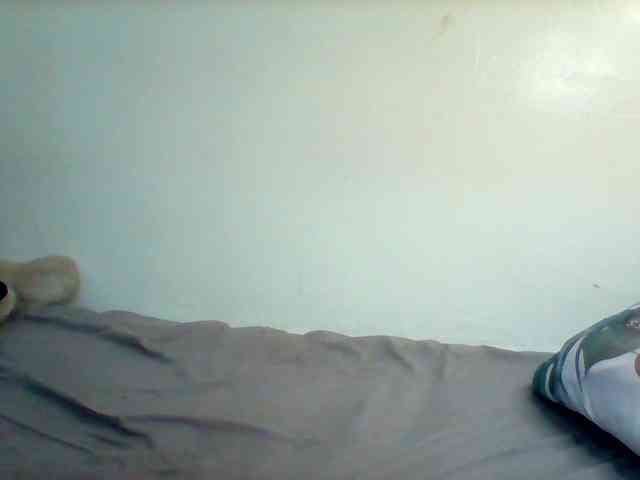 Sexxy-slim-honey webcam
