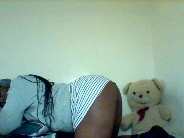 Sexxy-slim-honey