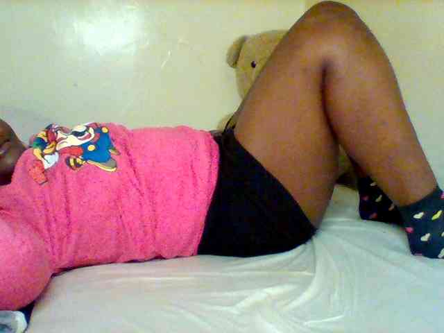 Sexxy-slim-honey webcam