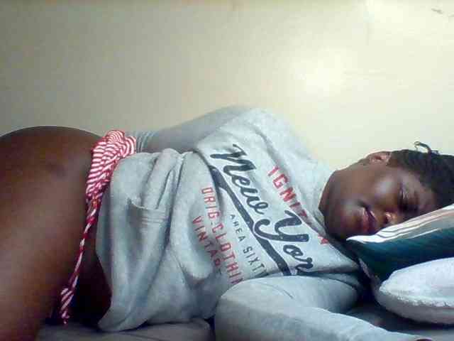 Sexxy-slim-honey webcam