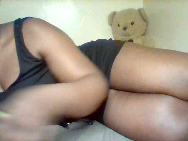 Sexxy-slim-honey webcam