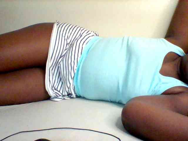 Sexxy-slim-honey