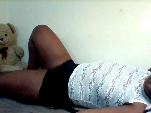 Sexxy-slim-honey webcam