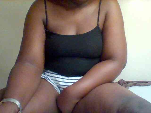 Sexxy-slim-honey webcam