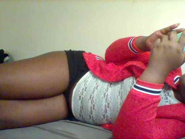 Sexxy-slim-honey webcam