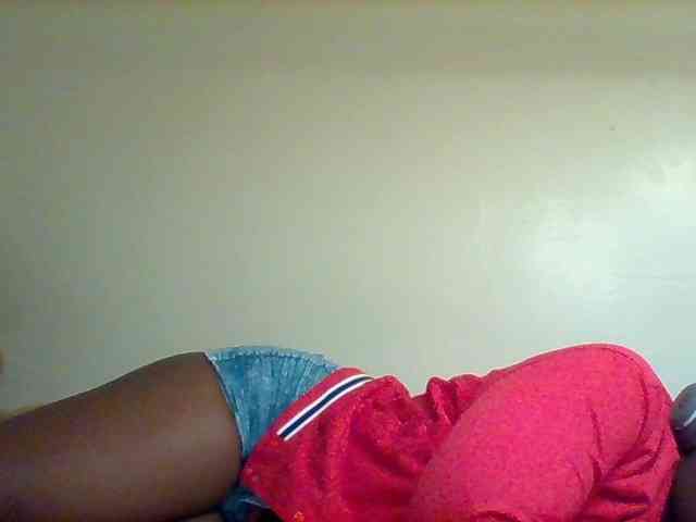 Sexxy-slim-honey webcam