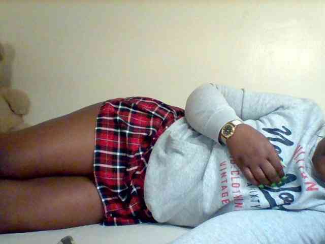 Sexxy-slim-honey webcam
