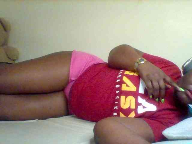 Sexxy-slim-honey webcam