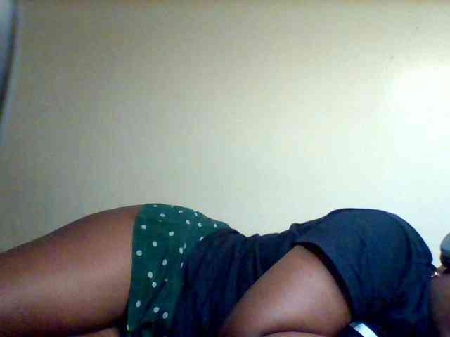 Sexxy-slim-honey webcam