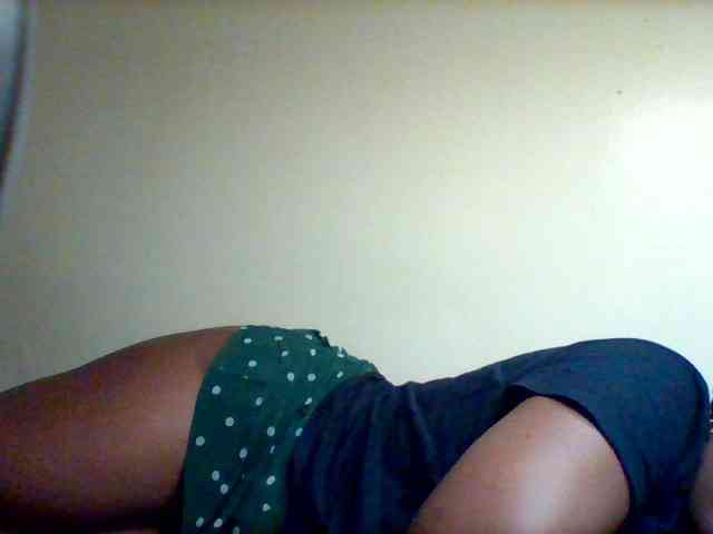 Sexxy-slim-honey webcam