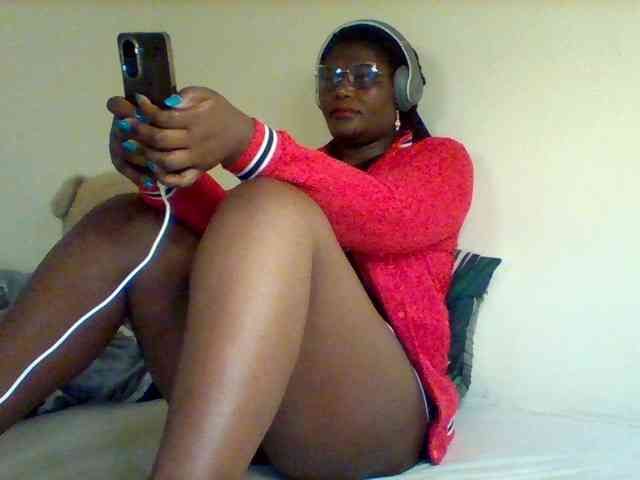 Sexxy-slim-honey webcam