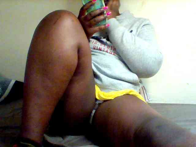Sexxy-slim-honey webcam