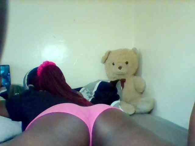 Sexxy-slim-honey webcam