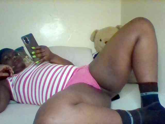 Sexxy-slim-honey webcam