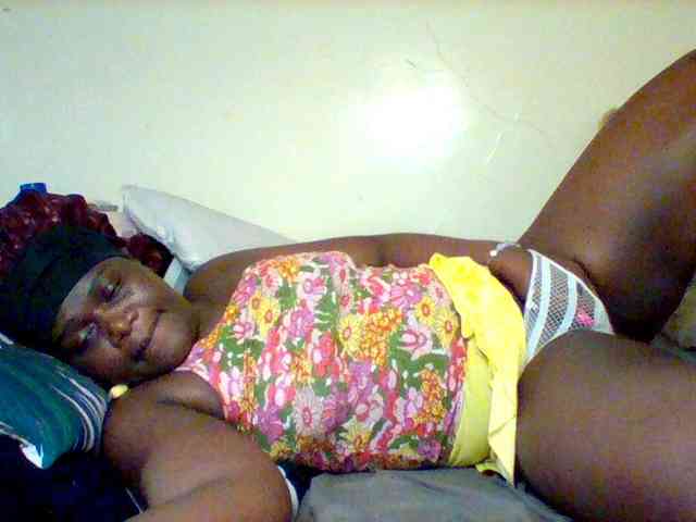 Sexxy-slim-honey