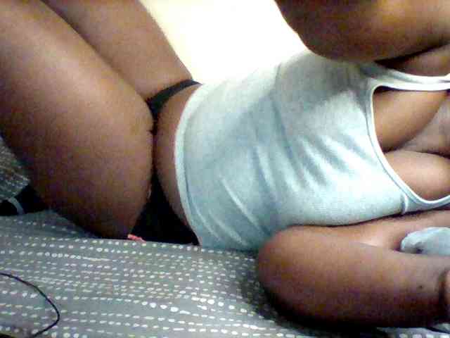 Sexxy-slim-honey webcam