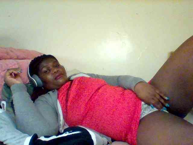 Sexxy-slim-honey webcam