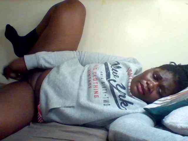 Sexxy-slim-honey webcam
