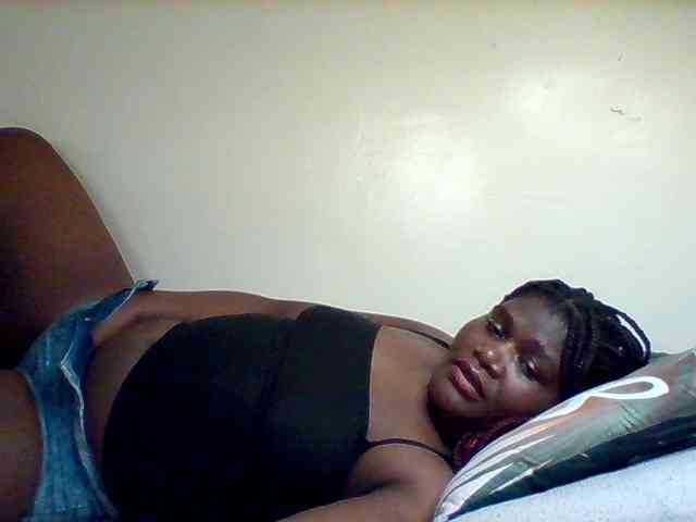 Sexxy-slim-honey webcam