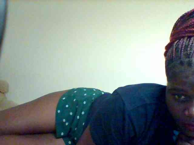 Sexxy-slim-honey webcam