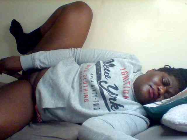 Sexxy-slim-honey webcam