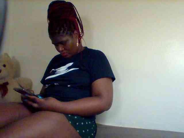 Sexxy-slim-honey webcam