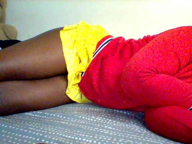 Sexxy-slim-honey webcam