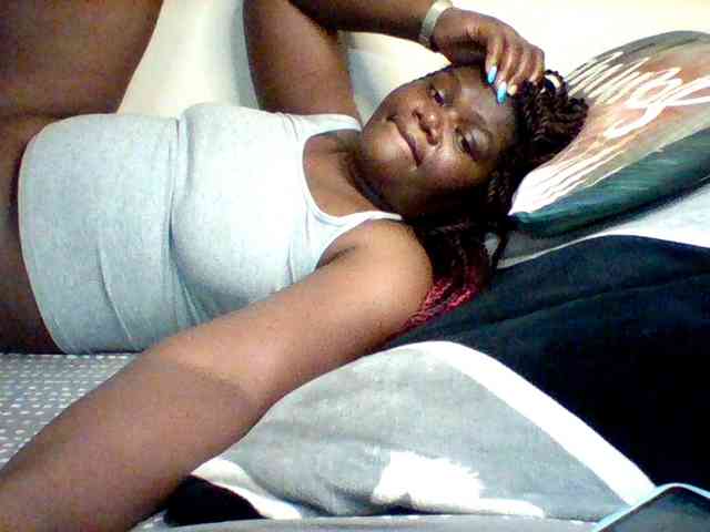 Sexxy-slim-honey webcam