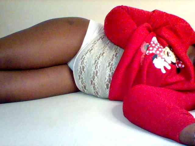 Sexxy-slim-honey