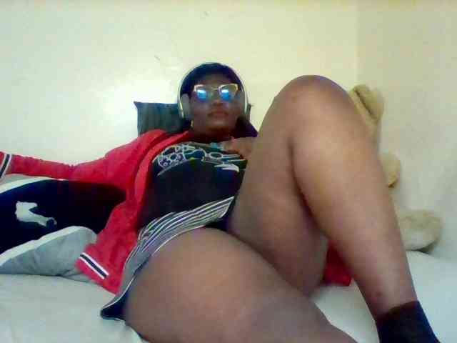 Sexxy-slim-honey webcam