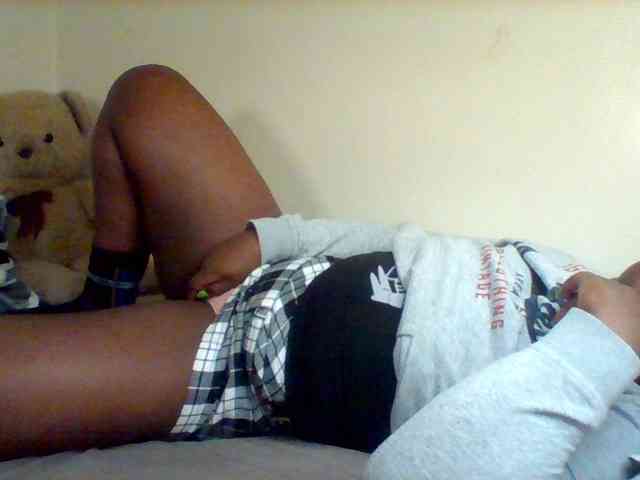 Sexxy-slim-honey webcam