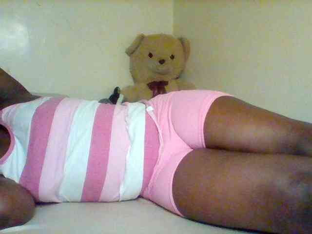 Sexxy-slim-honey webcam